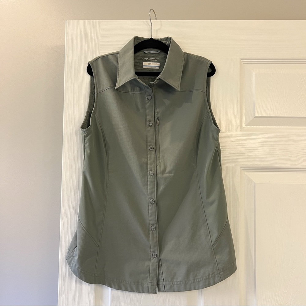 Women’s Columbia Omni-Shade Button-Down Top